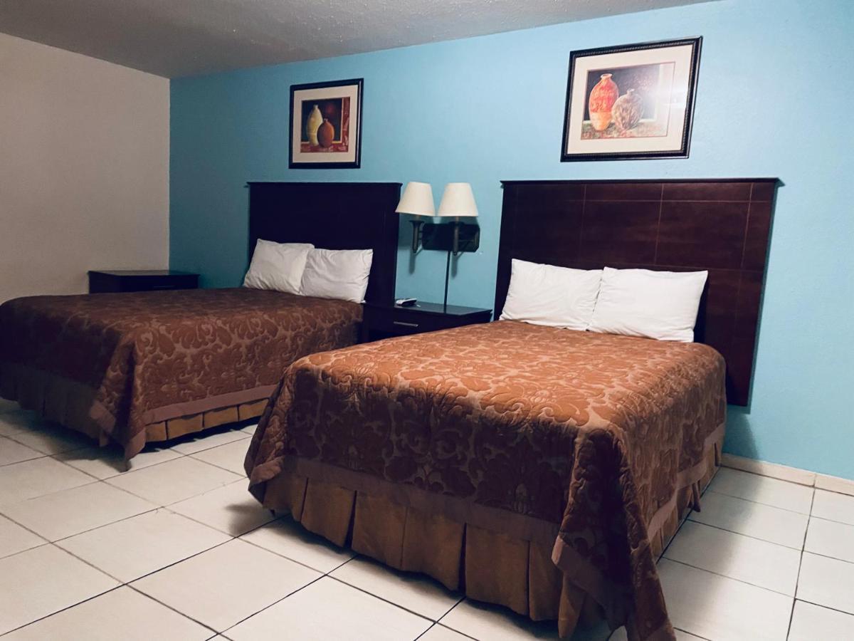 Travelers Inn - Clearwater Kültér fotó