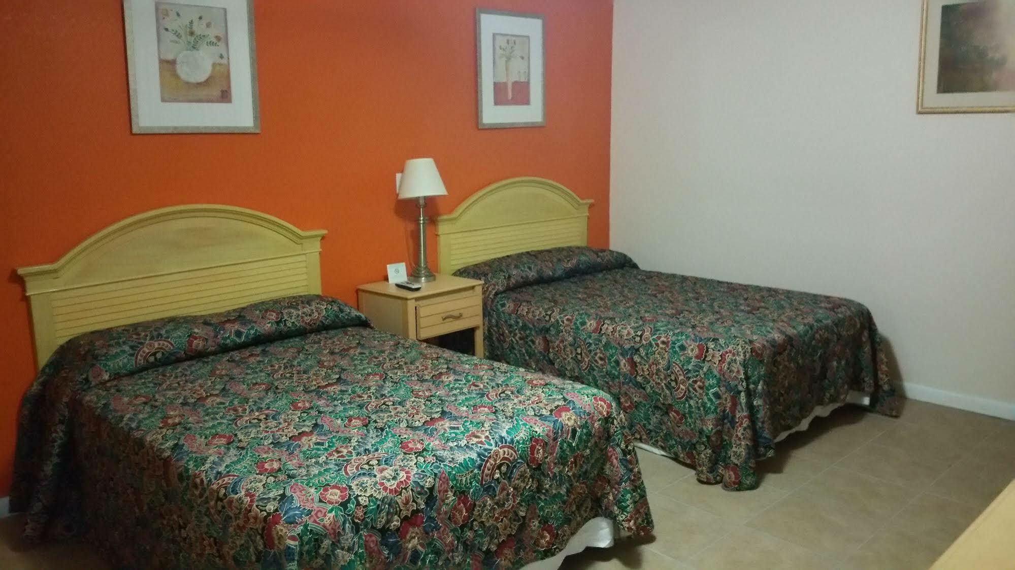 Travelers Inn - Clearwater Kültér fotó