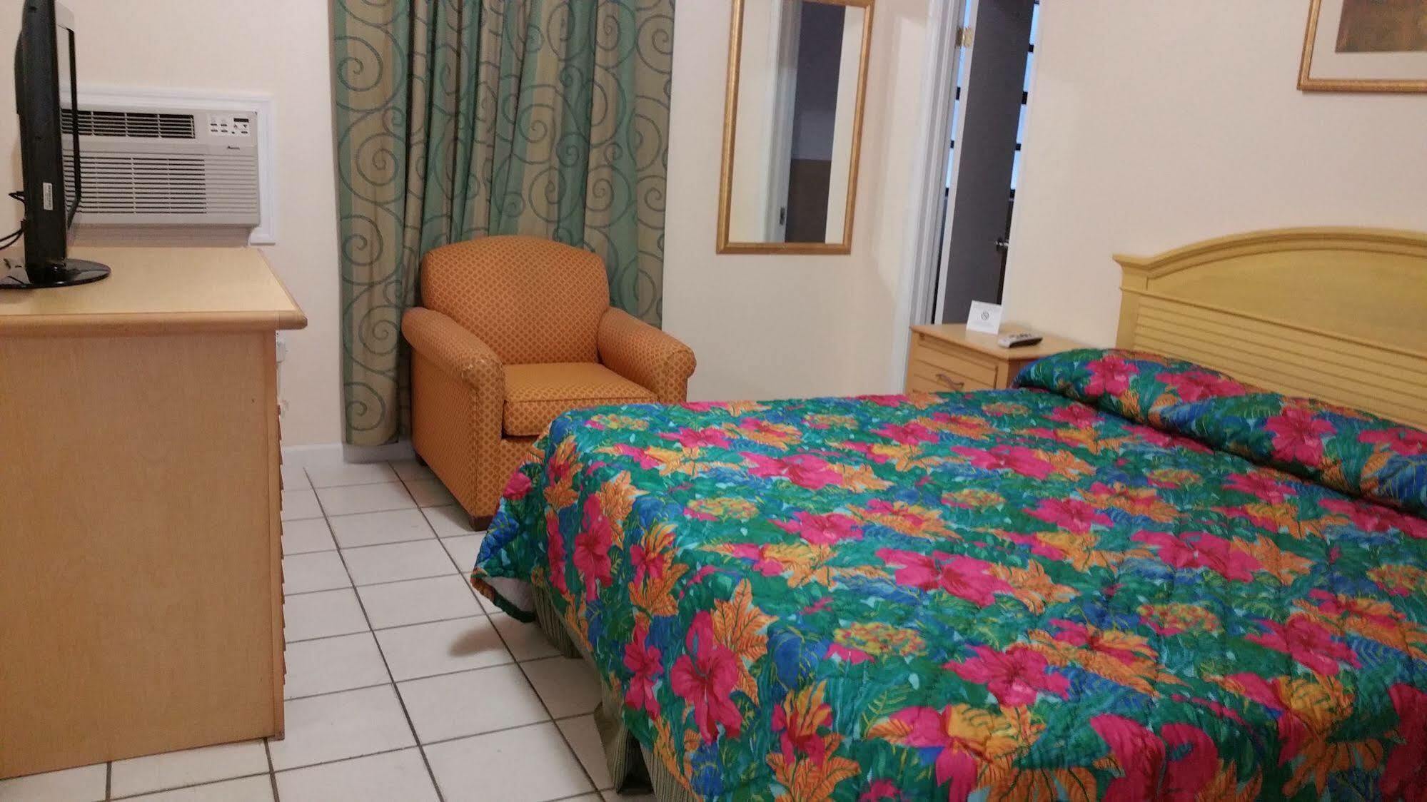 Travelers Inn - Clearwater Kültér fotó